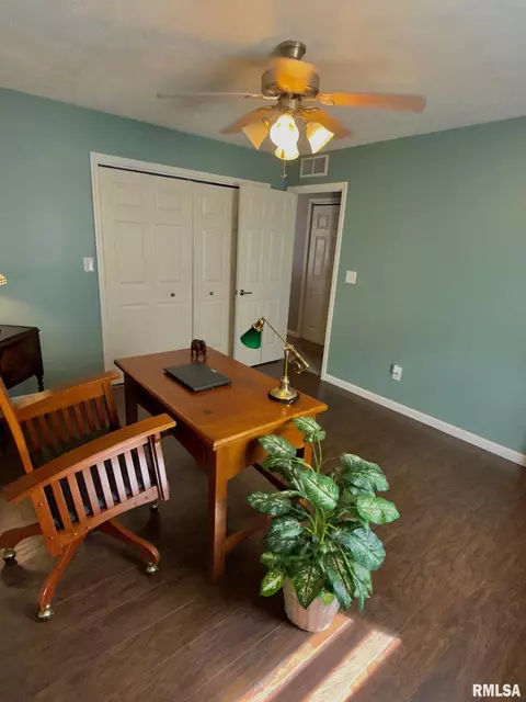 2722 Walter Rd, Springfield, IL 62703 photo 10