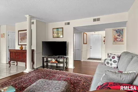 2650 Cooper Ave, Springfield, IL 62704 photo 8