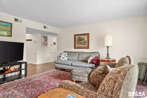 2650 Cooper Ave, Springfield, IL 62704 photo 9