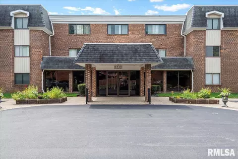 2650 Cooper Ave, Springfield, IL 62704