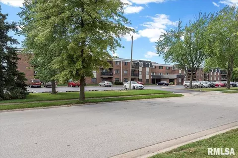 2650 Cooper Ave, Springfield, IL 62704 photo 2