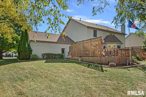 Exterior - 6401 Raintree Pl, Springfield, IL 62712 photo 5 of 11