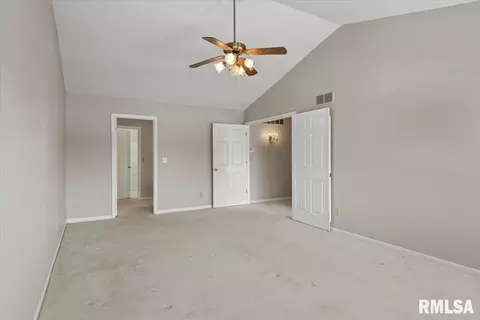 Bedroom - 6401 Raintree Pl, Springfield, IL 62712 photo 5 of 9