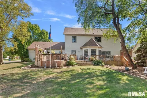 Exterior - 6401 Raintree Pl, Springfield, IL 62712 photo 7 of 11