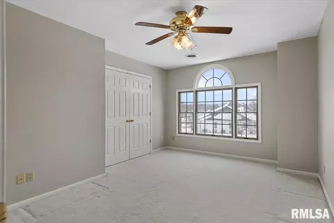 Bedroom - 6401 Raintree Pl, Springfield, IL 62712 photo 1 of 9