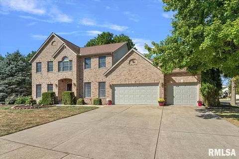 Exterior - 6401 Raintree Pl, Springfield, IL 62712 photo 3 of 11