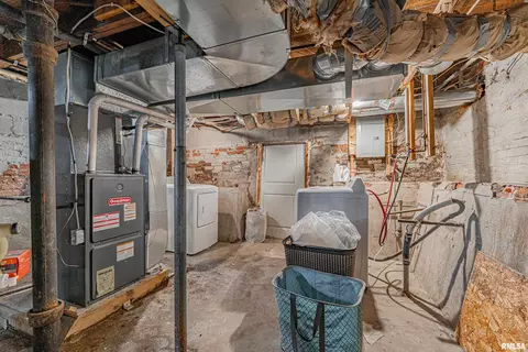 Other - 522 3rd St, Lincoln, IL 62656 photo 4 of 6