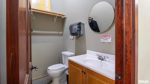2211 E 640th Pl, Ursa, IL 62376 photo 30