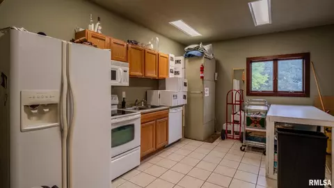 2211 E 640th Pl, Ursa, IL 62376 photo 18