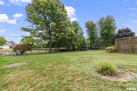 Exterior - 4704 Foxhall Ln, Springfield, IL 62711 photo 9 of 9