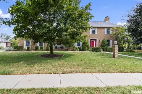 Exterior - 4704 Foxhall Ln, Springfield, IL 62711 photo 2 of 9