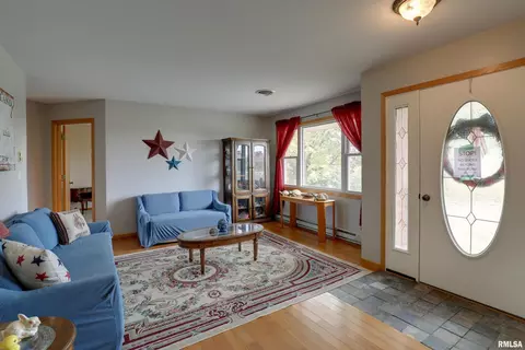 Entry Way - 2304 N 1700 Pl, Camp Point, IL 62320 photo 1 of 2