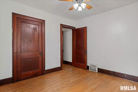Bedroom - 1805 S 2nd St, Springfield, IL 62704 photo 3 of 3