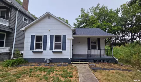 617 W Edwards St, Springfield, IL 62704