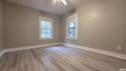 Bedroom - 617 W Edwards St, Springfield, IL 62704 photo 1 of 3