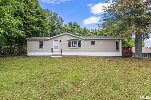 21533 Curtis Blacktop Rd, Greenview, IL 62642