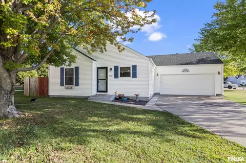 2428 Normal Dr, Springfield, IL 62707