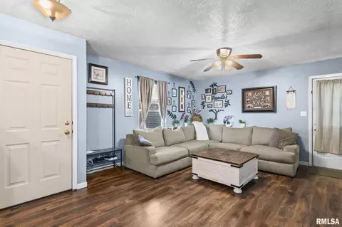 2428 Normal Dr, Springfield, IL 62707 photo 4