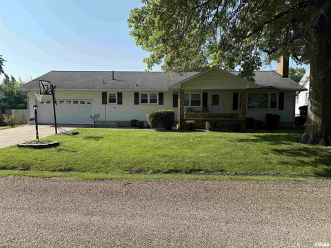 1630 N 1813th Ln, Paloma, IL 62359