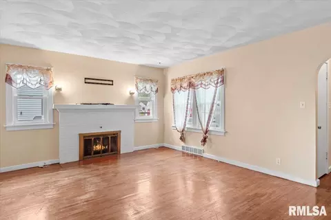 9 Ruth Ct, Springfield, IL 62704 photo 5