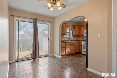 9 Ruth Ct, Springfield, IL 62704 photo 9