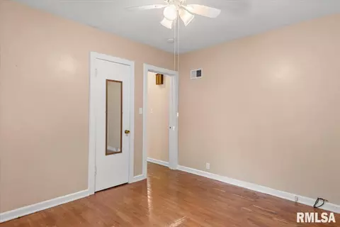 9 Ruth Ct, Springfield, IL 62704 photo 18