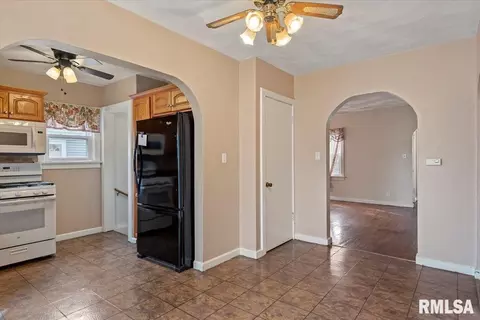 9 Ruth Ct, Springfield, IL 62704 photo 10