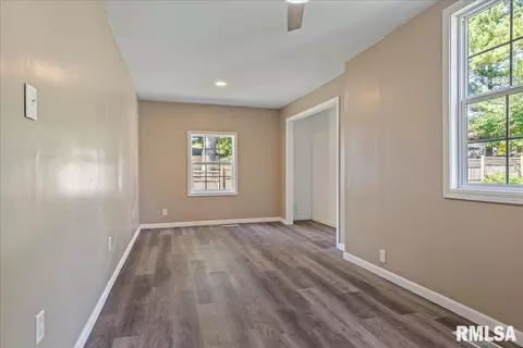 Other - 116 E Center St, Mount Auburn, IL 62547 photo 5 of 9