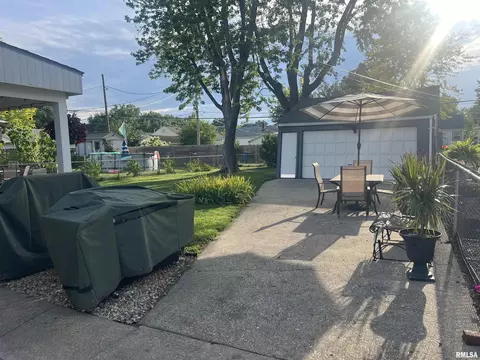 2233 S Spring St, Springfield, IL 62704 photo 22