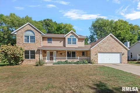 3113 Autumn Wood Dr, Springfield, IL 62704