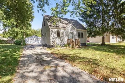 2155 Pickett St, Springfield, IL 62703