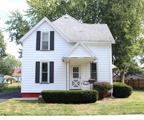 103 N Swarts St, Abingdon, IL 61410