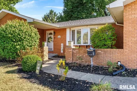 2608 Cardifs Ave, Springfield, IL 62704 photo 3