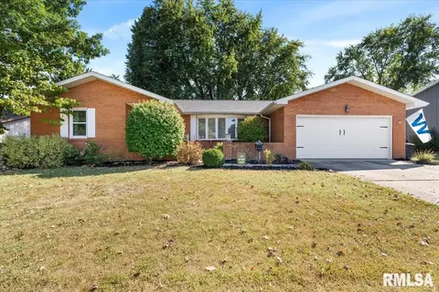 2608 Cardifs Ave, Springfield, IL 62704