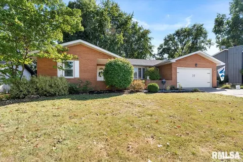 2608 Cardifs Ave, Springfield, IL 62704 photo 2