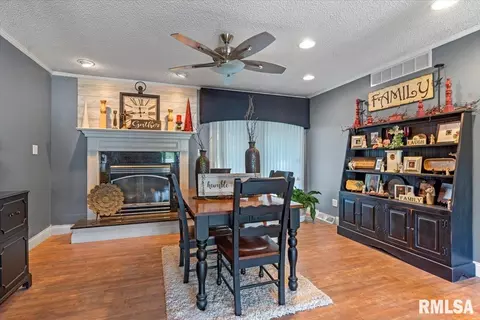 2608 Cardifs Ave, Springfield, IL 62704 photo 9