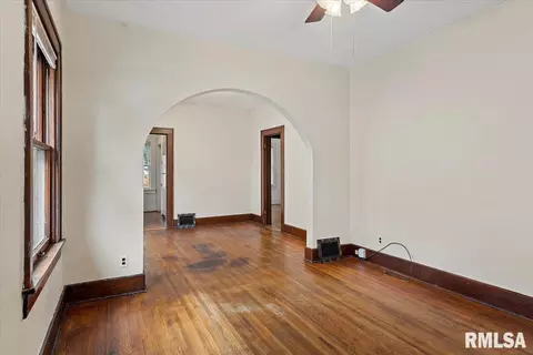 1512 S State St, Springfield, IL 62704 photo 5
