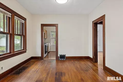 1512 S State St, Springfield, IL 62704 photo 7