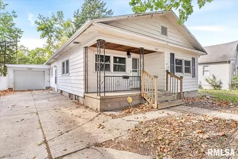 225 N English Ave, Springfield, IL 62702