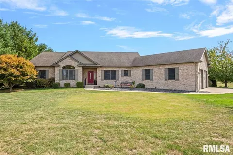 2650 Roby Rd, Mechanicsburg, IL 62545