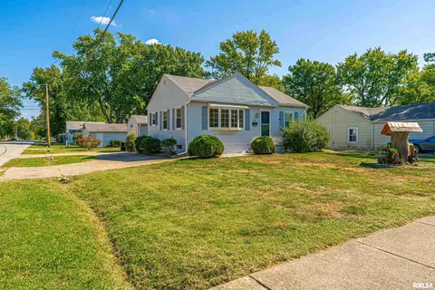 3400 S 2nd St, Springfield, IL 62703