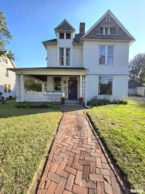1626 Kentucky St, Quincy, IL 62301