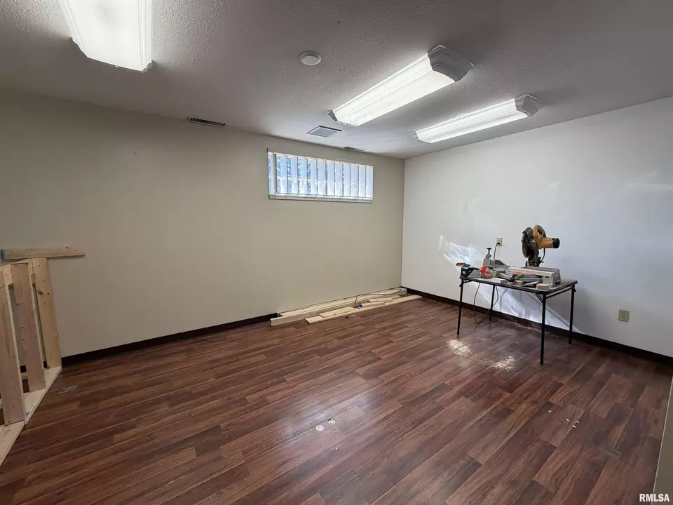 Other - 369 N Kellogg St, Galesburg, IL 61401 photo 20 of 25
