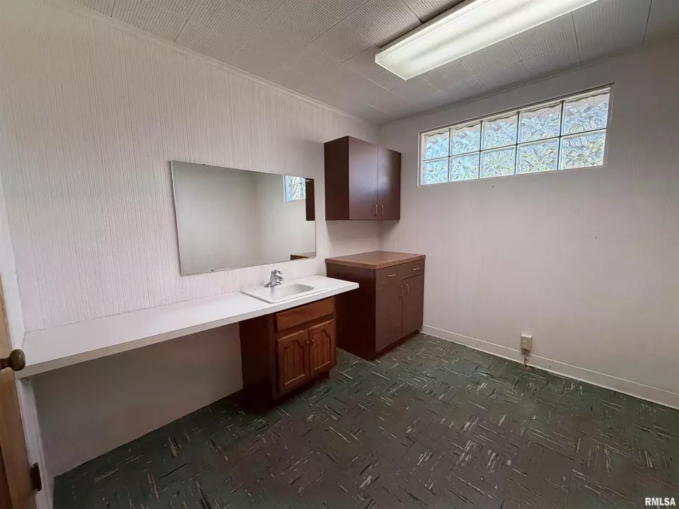 Other - 369 N Kellogg St, Galesburg, IL 61401 photo 10 of 25