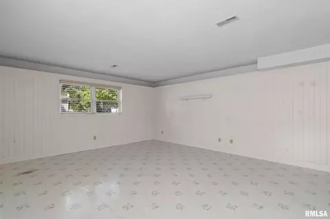 Other - 39 Cheyenne Dr, Springfield, IL 62711 photo 3 of 8