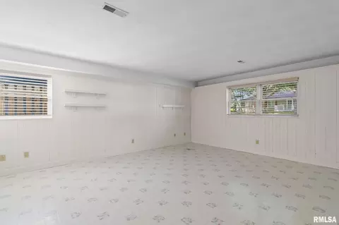 Other - 39 Cheyenne Dr, Springfield, IL 62711 photo 5 of 8