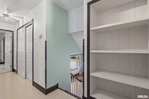 Entry Way - 39 Cheyenne Dr, Springfield, IL 62711 photo 1 of 1