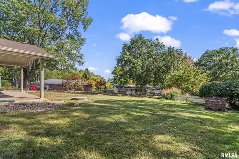 Exterior - 39 Cheyenne Dr, Springfield, IL 62711 photo 5 of 6