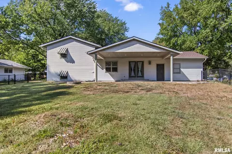 Exterior - 39 Cheyenne Dr, Springfield, IL 62711 photo 3 of 6