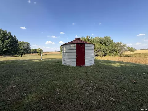 404 W Maple Ave, Ursa, IL 62376 photo 14